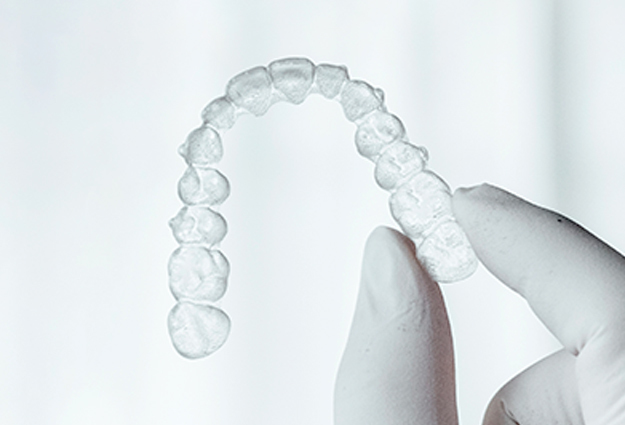DENTIST|보이지 않는 투명교정
